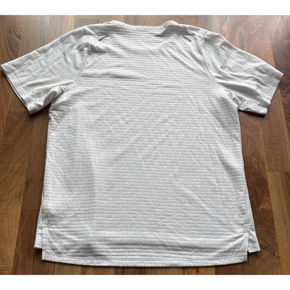 Nike Men’s Size S White Short Sleeve Dri-FIT Crew Tee Shirt - Picture 7 of 10